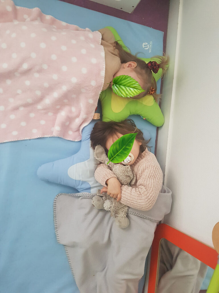 photo-enfants-micro-creche-sieste