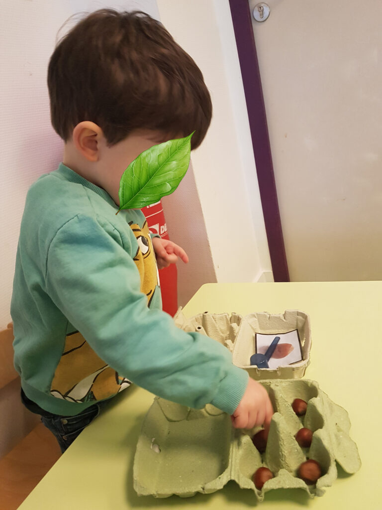 photo-enfants-micro-creche-motricite-fine